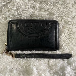 Authentic prelove Tory Burch medium wallet